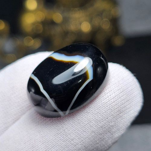 نگین عقیق سیاه معدنی طرح خاص