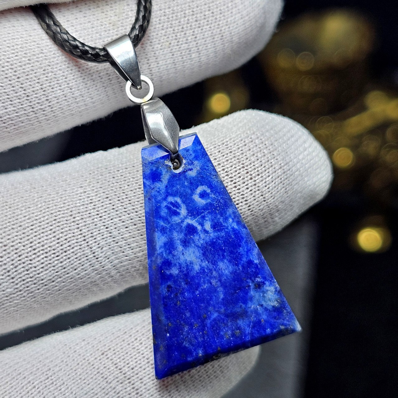 آویز گردنبند