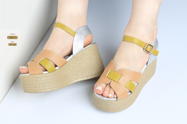 صندل مجلسی رو فرشی - تابستانی زنانه ( ارتفاع پاشنه حدود 9 cm- ارتفاع لژ حدود 5 cm) کد 580-7