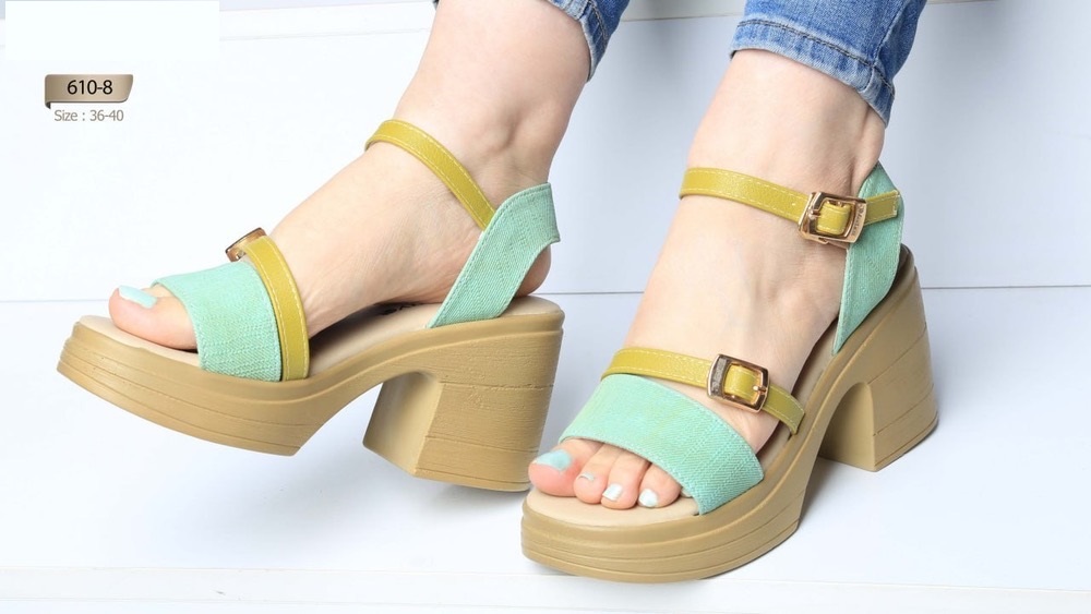 صندل تابستانی _ روفرشی زنانه کد 610-8 (پاشنه:حدود 8cm)