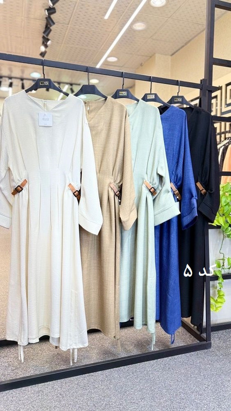 مدل:کفتان بغل چرم کد: ۱۴۰۲۴ پارچه:بیسکویتی سایز:فری رنگ:۵رنگ