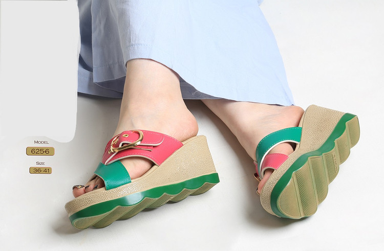 صندل رو فروشی مجلسی و تابستانی (پاشنه: عقب حدود 7cm / جلو حدود 3cm) کد 625-6