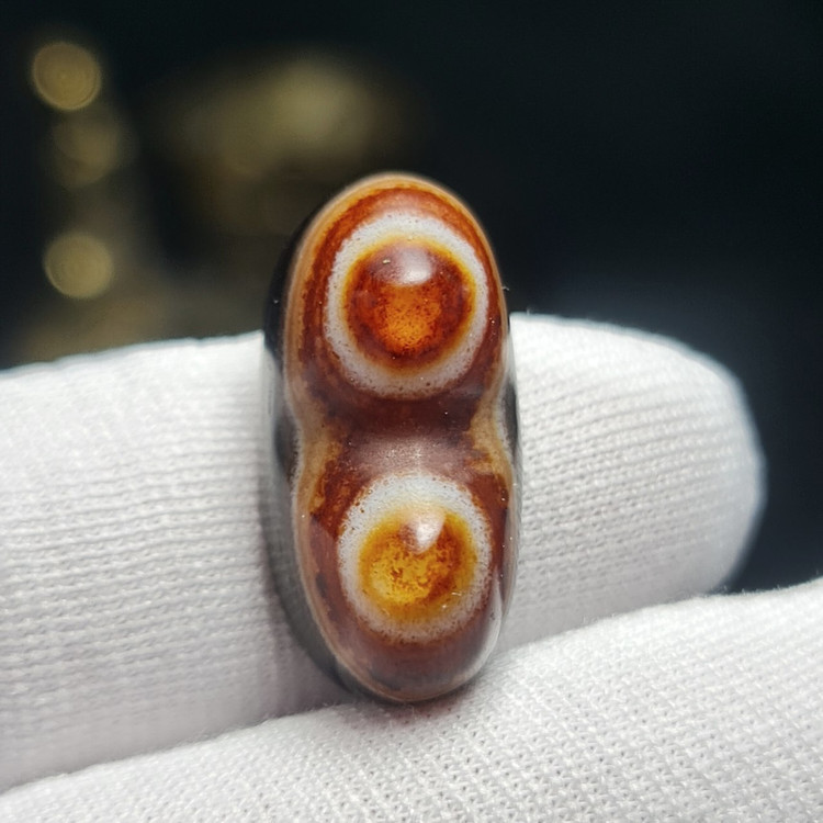 نگین سنگ عقیق سه پوست باباقوری معدنی تراش دو کوهانه ▫️کد 39113