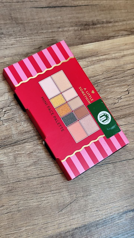 پالت آرایشی صورت و چشم A Little Something - Mini Face Palette:
