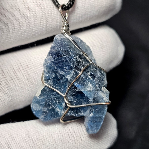 آویز راف سنگ فلورین معدنی کد 40051